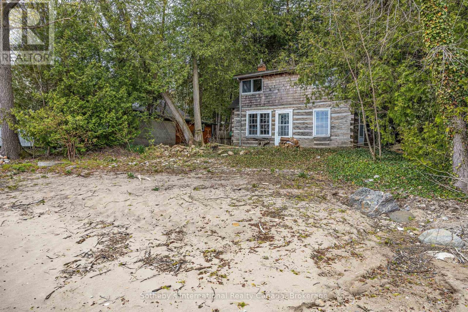 Photo 2 of 199 Cedar Avenue, Meaford ON
