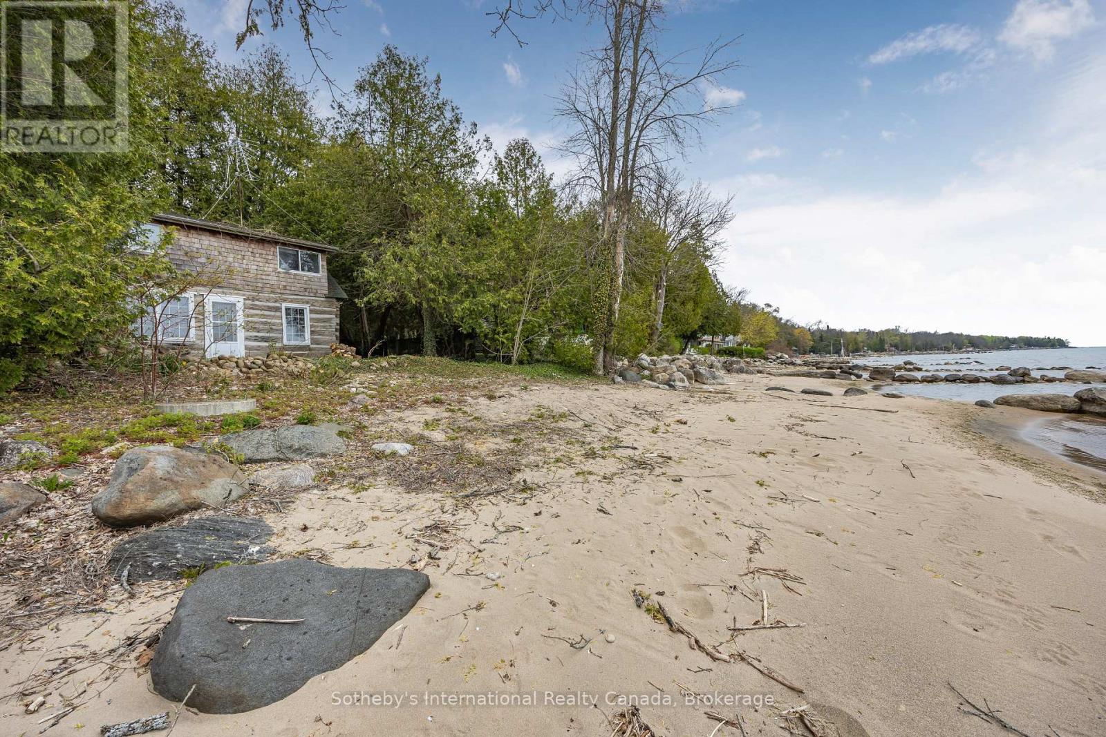 Photo 4 of 199 Cedar Avenue, Meaford ON