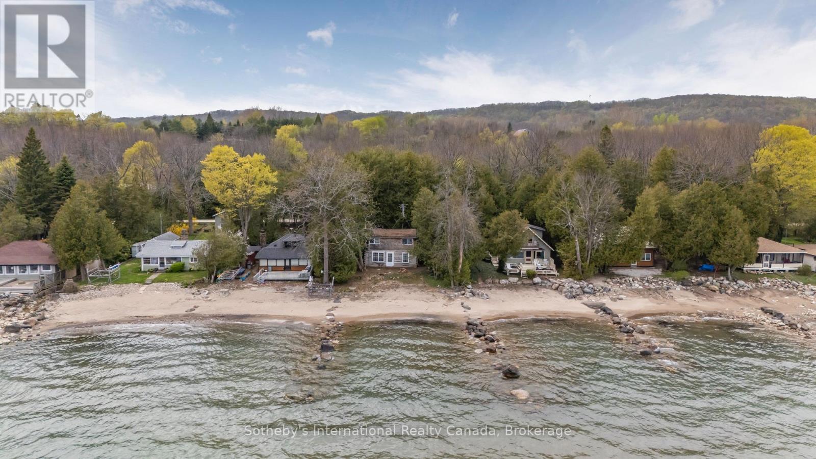 Photo 9 of 199 Cedar Avenue, Meaford ON