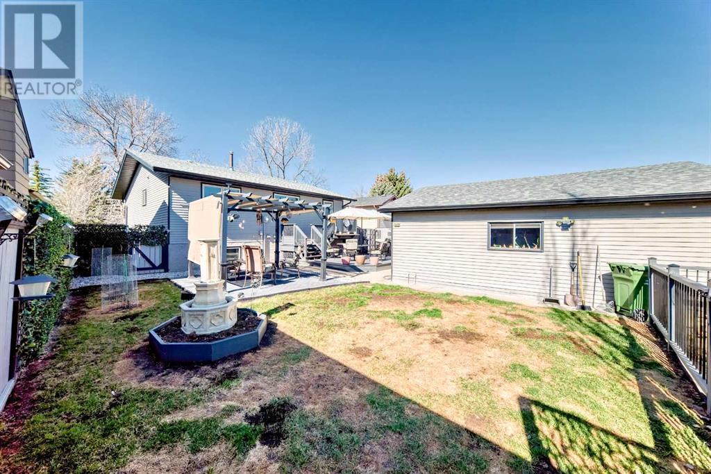 Single Family House Bi-level for Sale in  Mckerrell Crescent SE McKenzie Lake Calgary 