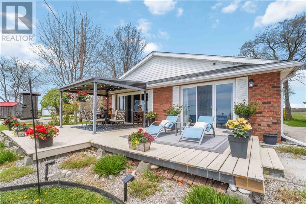 Photo 2 of 577 Edgewater Place, Dunnville ON