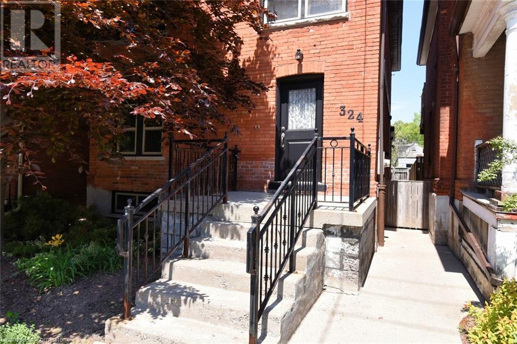 Photo 1 of 324 Aberdeen Avenue, Hamilton ON