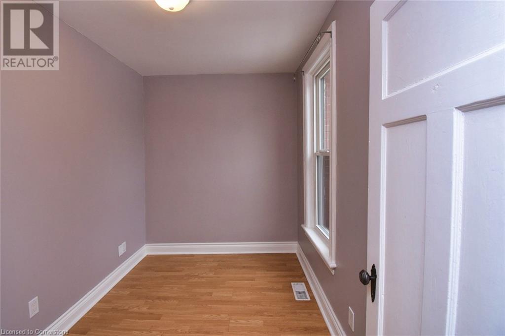Photo 10 of 324 Aberdeen Avenue, Hamilton ON
