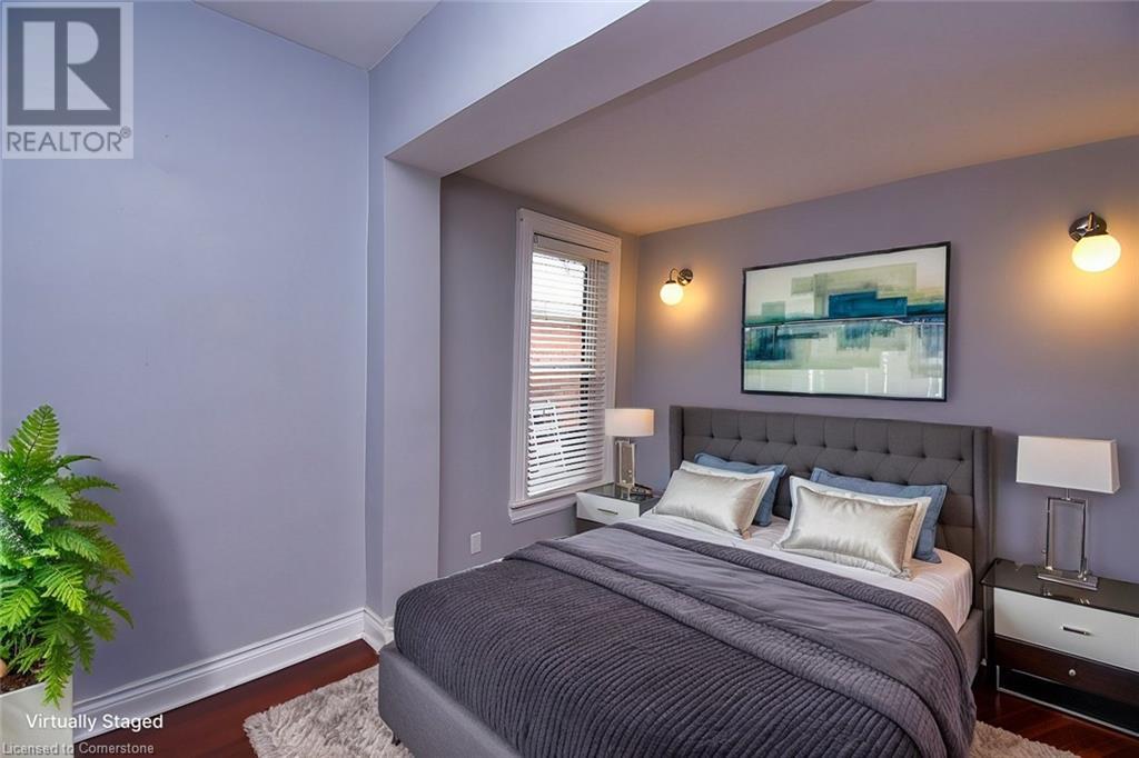 Photo 13 of 324 Aberdeen Avenue, Hamilton ON