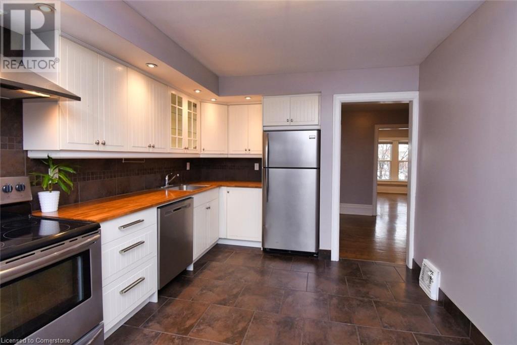 Photo 22 of 324 Aberdeen Avenue, Hamilton ON