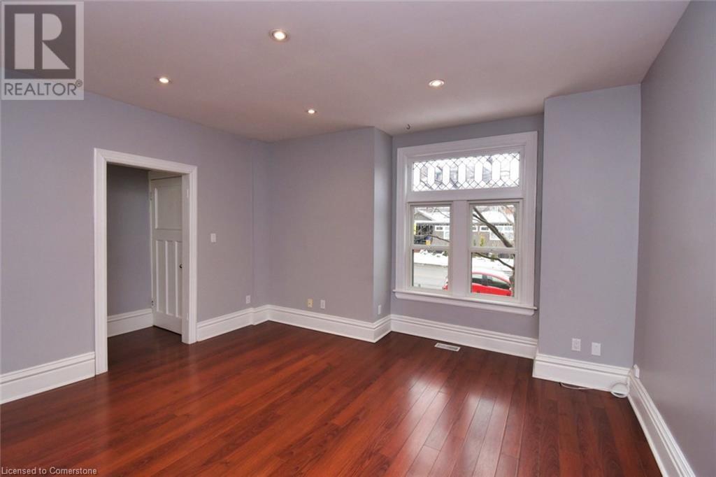Photo 6 of 324 Aberdeen Avenue, Hamilton ON