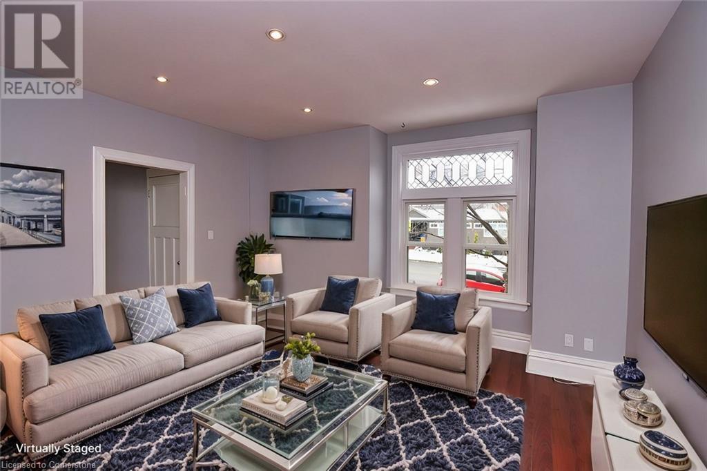 Photo 7 of 324 Aberdeen Avenue, Hamilton ON