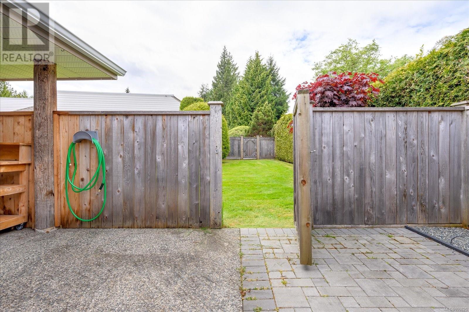 17 460 Schley Pl, Qualicum Beach