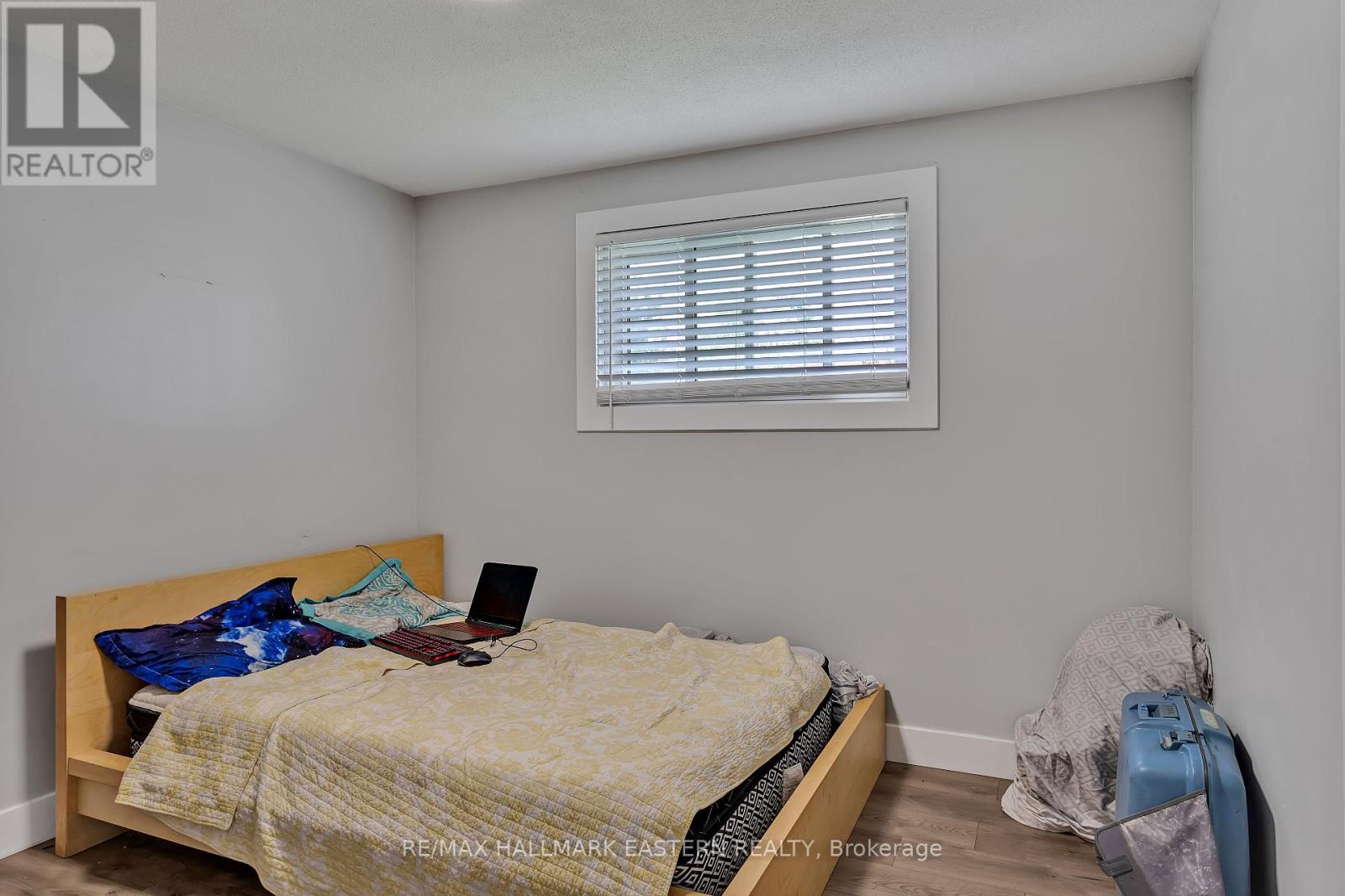 Photo 5 of 357 Martin Road, Peterborough North ON