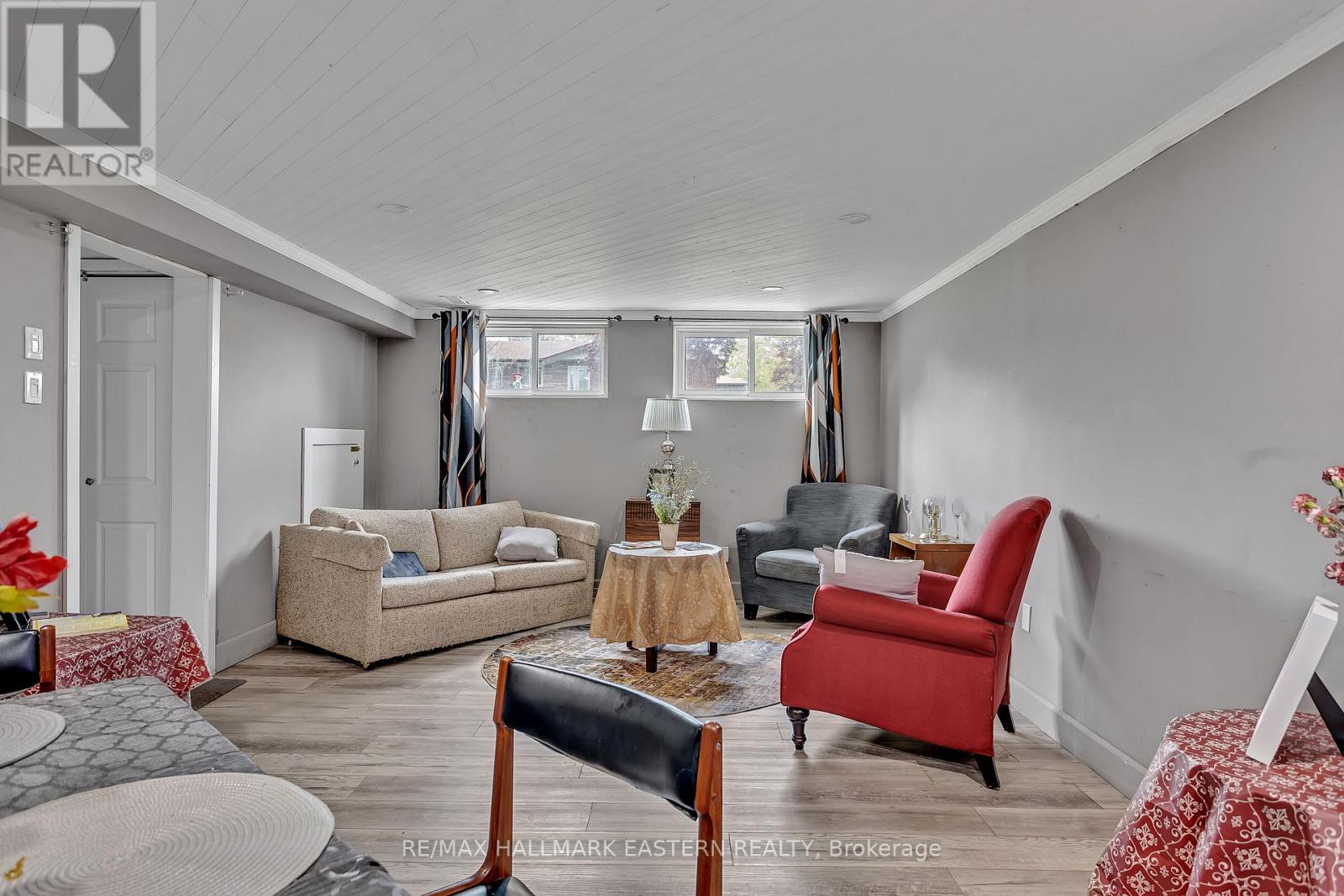 Photo 17 of 357 Martin Road, Peterborough North ON
