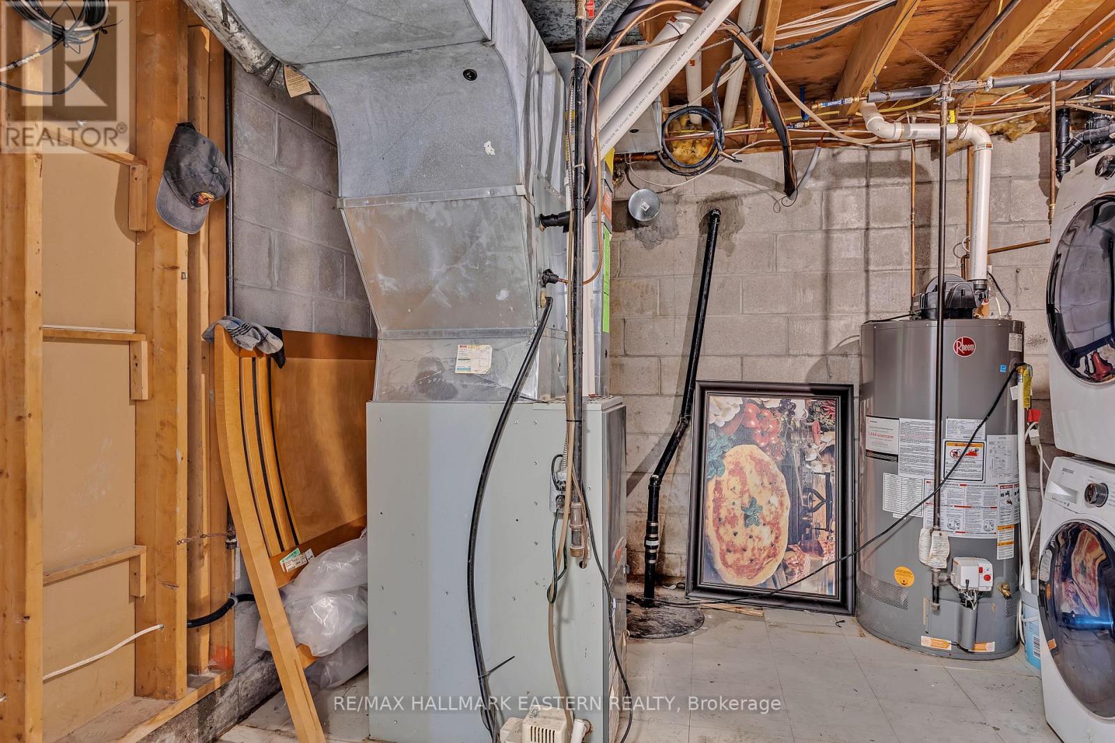 Photo 22 of 357 Martin Road, Peterborough North ON