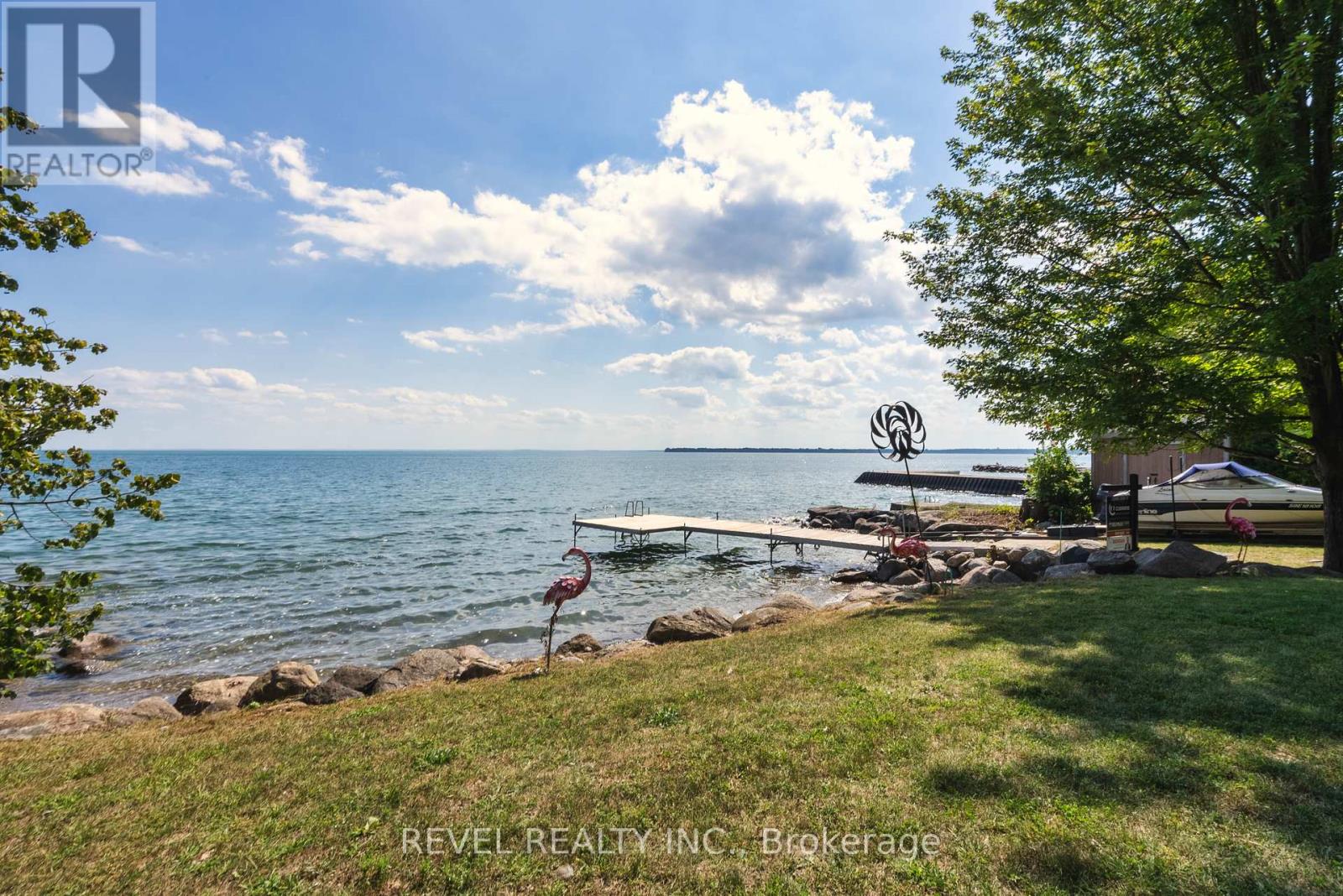 Photo 32 of 183 Lakeshore Road W, Oromedonte ON