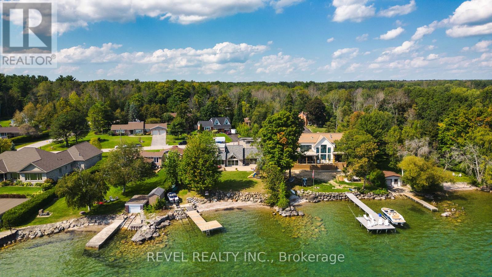 Photo 34 of 183 Lakeshore Road W, Oromedonte ON
