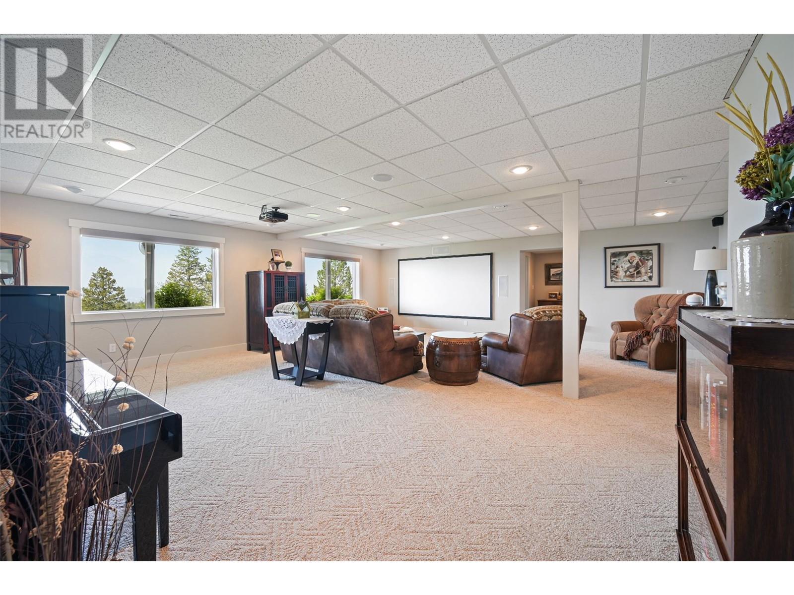 9520 JUNIPER HEIGHTS Road, Invermere