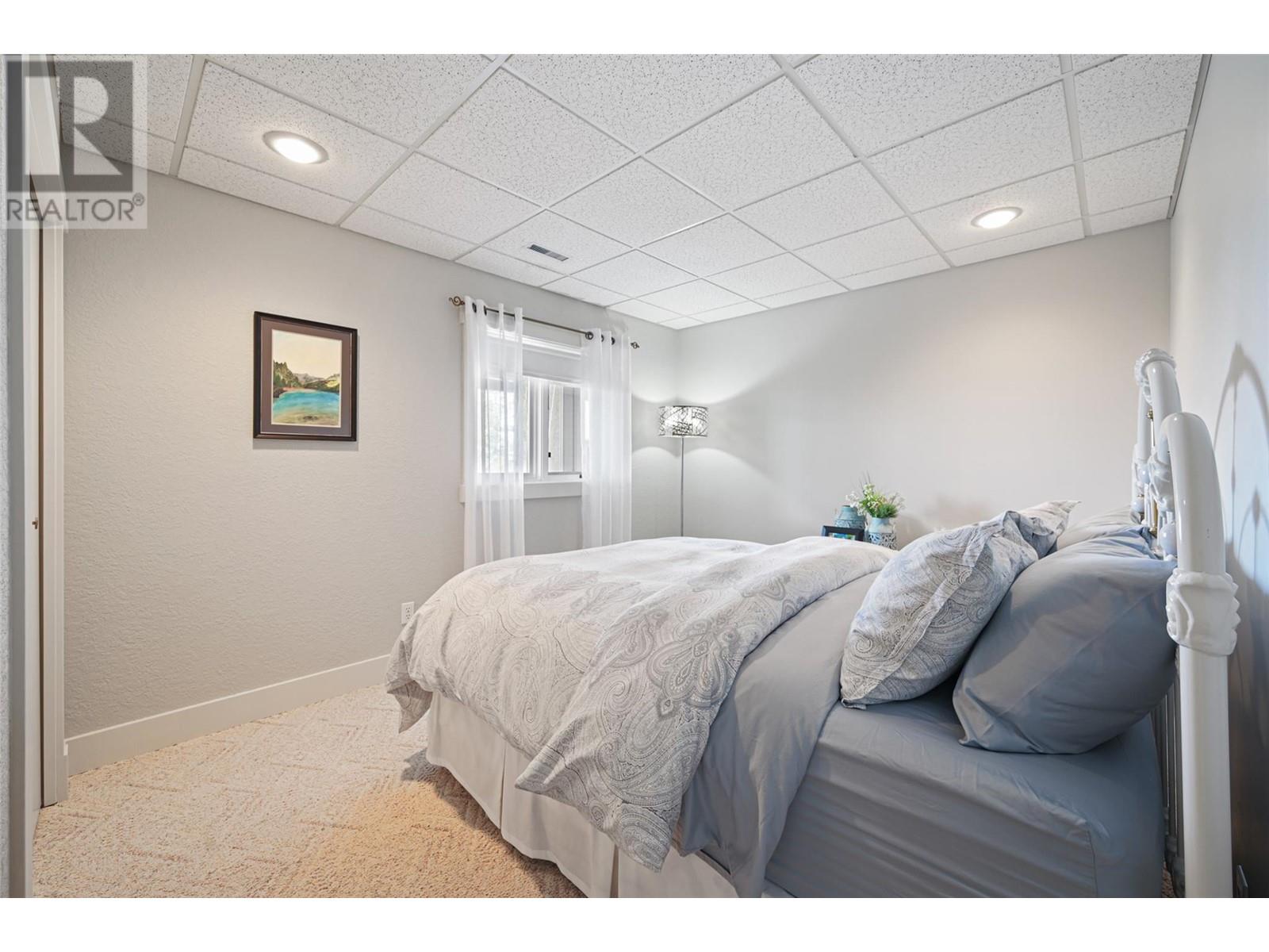9520 JUNIPER HEIGHTS Road, Invermere