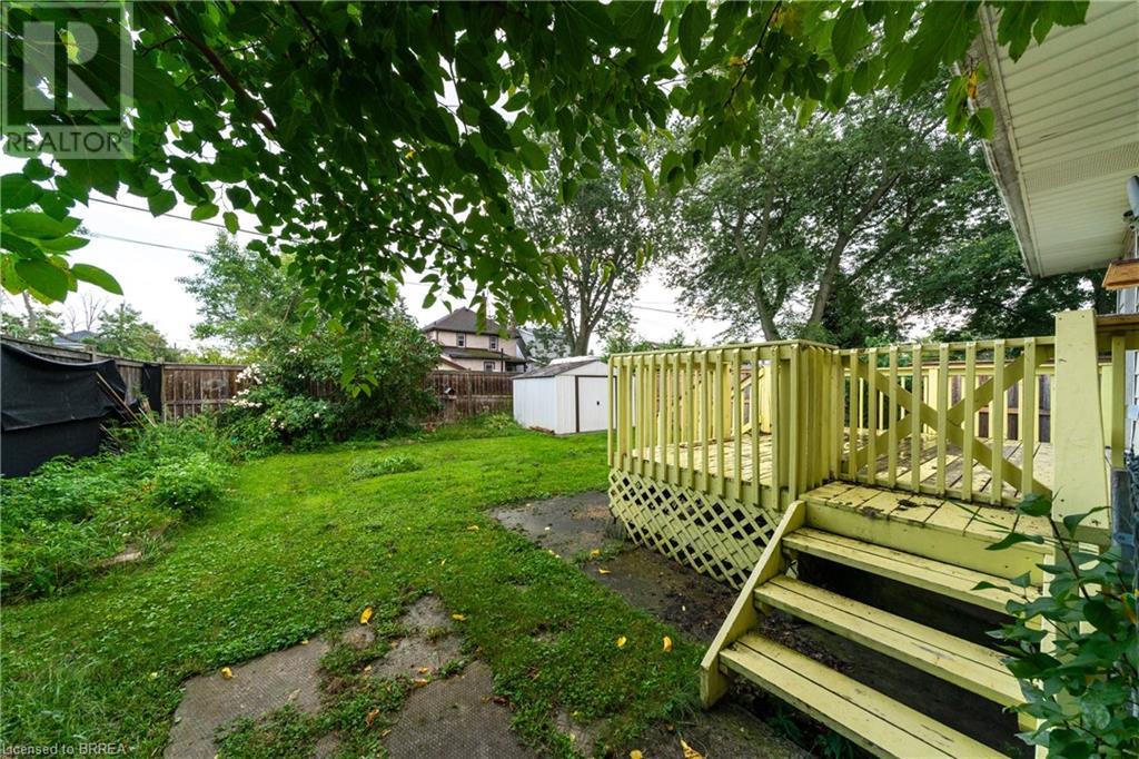 Photo 19 of 124 Oakland Avenue, Welland ON