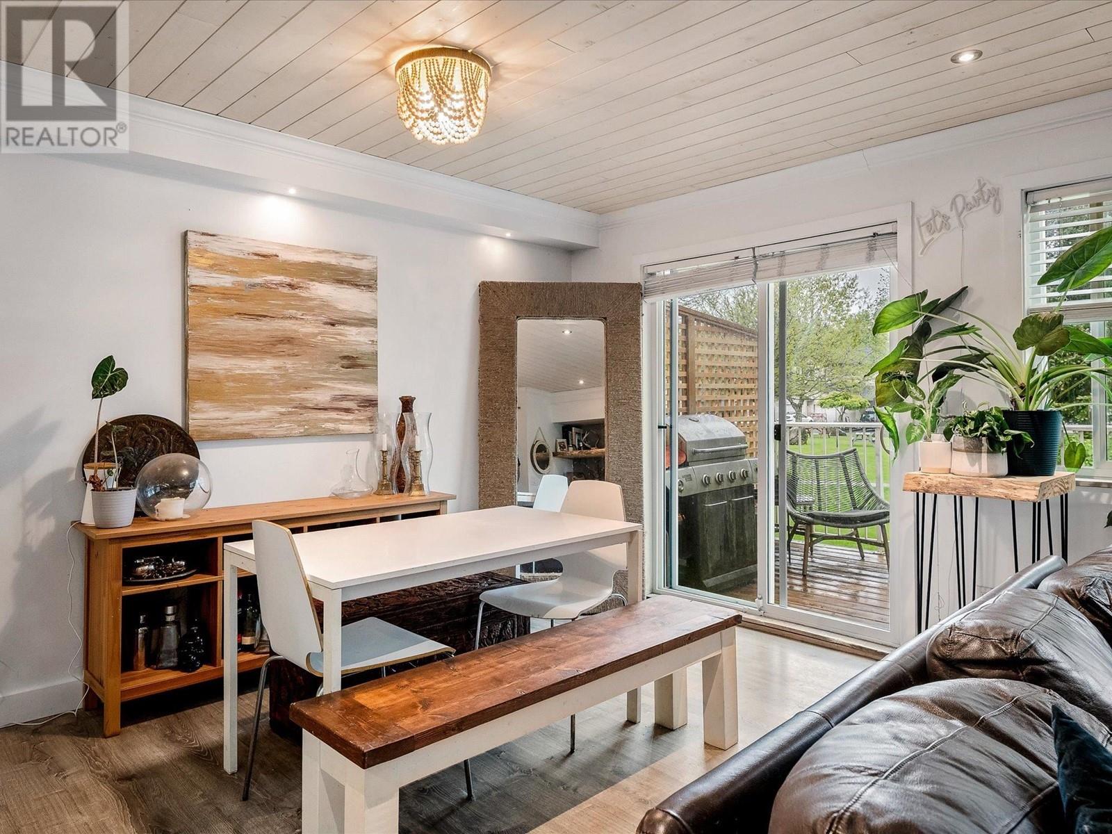 39 39920 GOVERNMENT ROAD, Squamish real estate listing R3003654