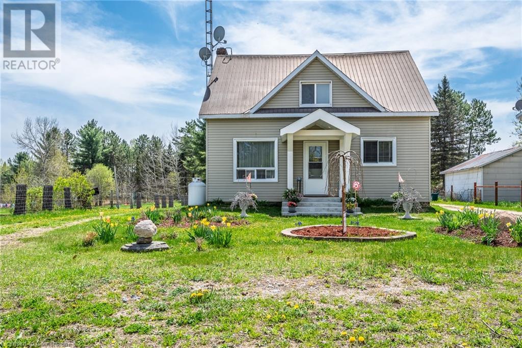 Photo 3 of 2683 Round Lake Road, Killaloe ON