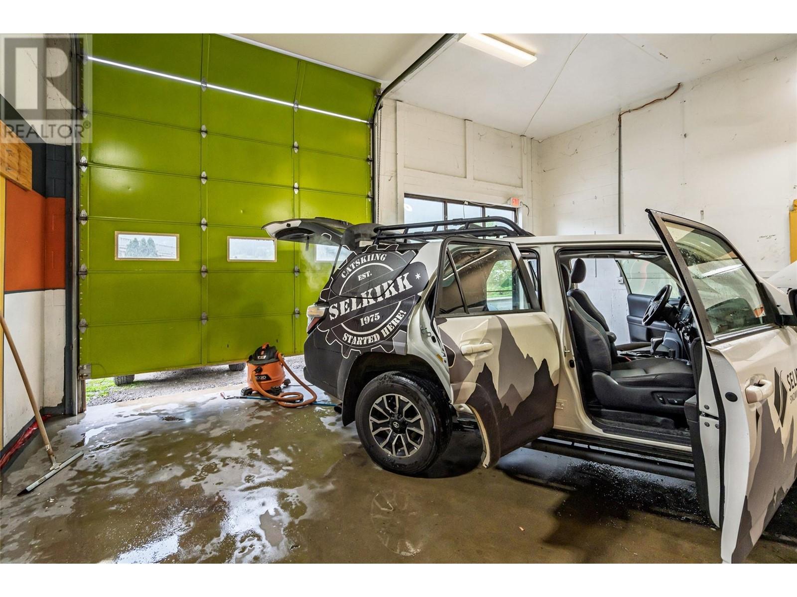 920 Nelson Avenue, Nelson