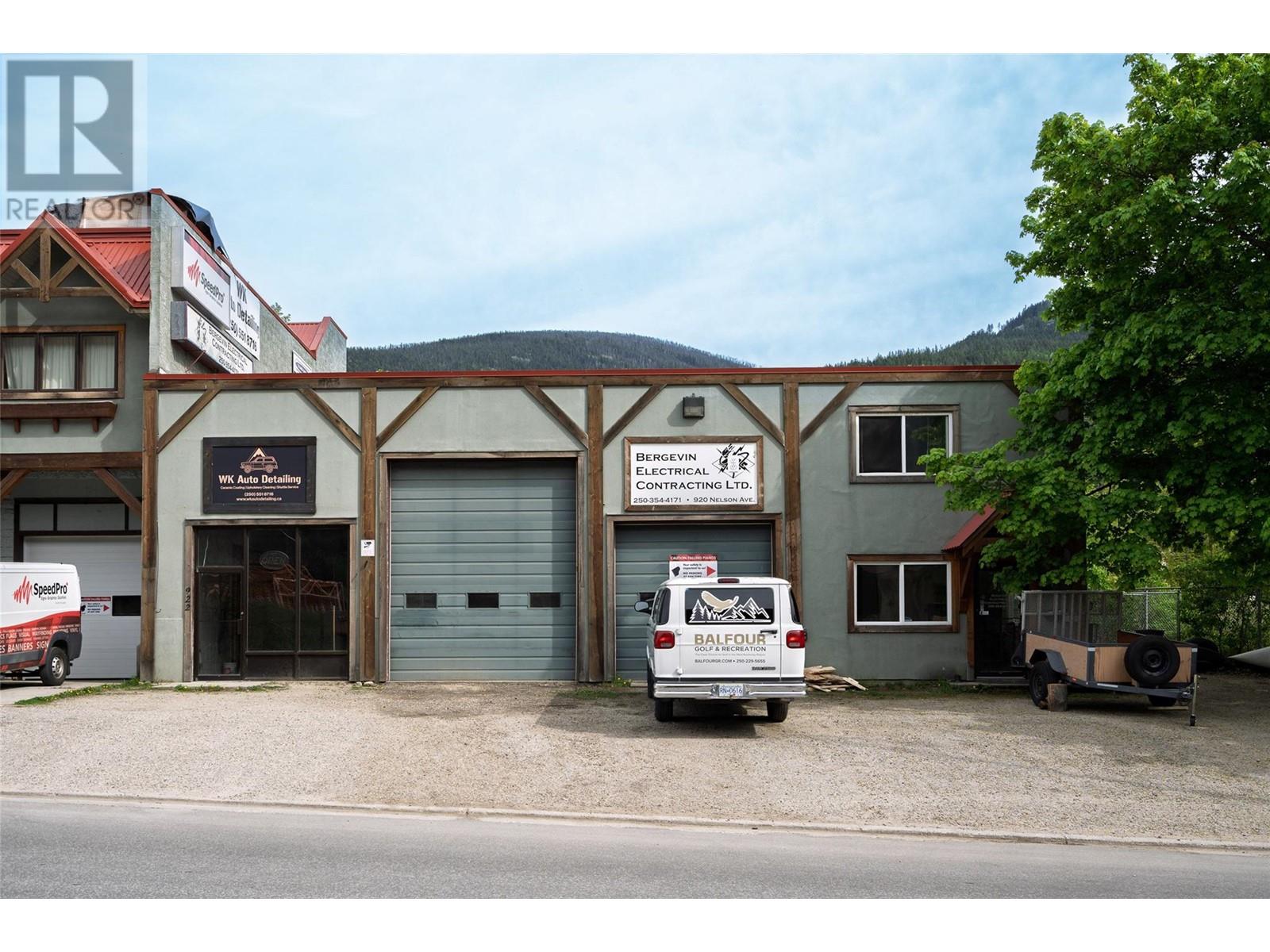 920 Nelson Avenue, Nelson