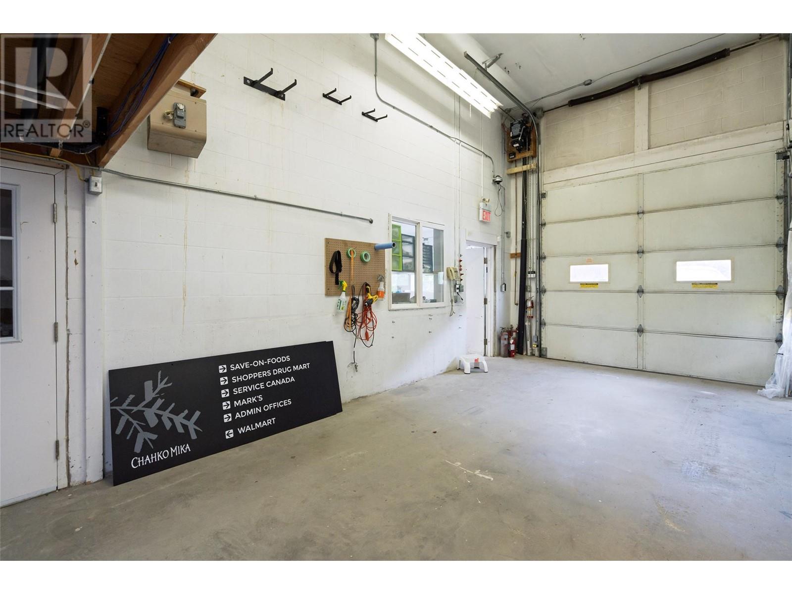 920 Nelson Avenue, Nelson