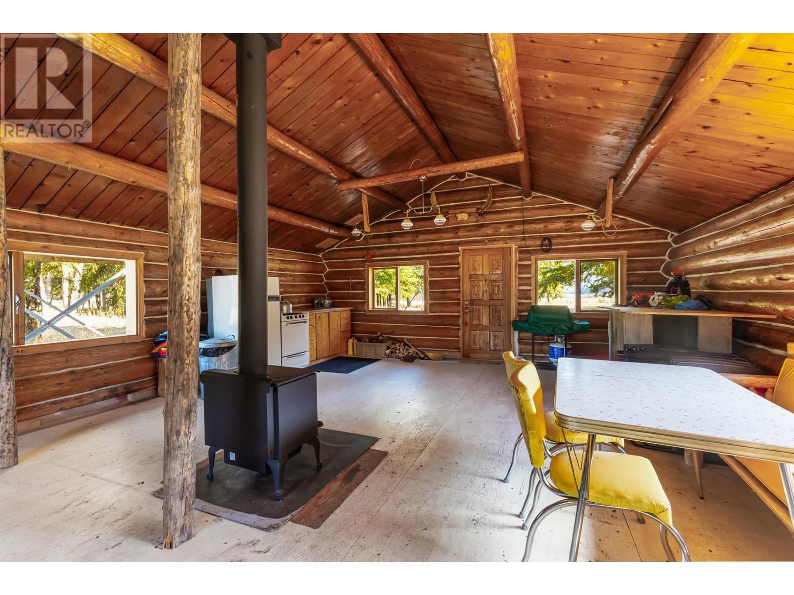  6800 Findlay Whitetail Lake Road, Kootenay Bay