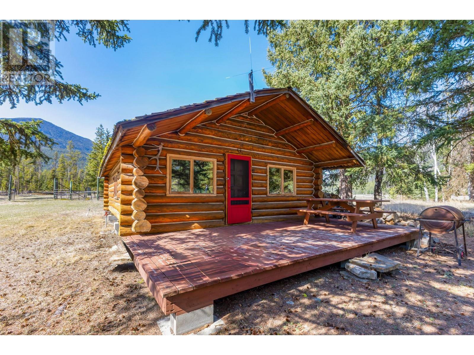  6800 Findlay Whitetail Lake Road, Kootenay Bay