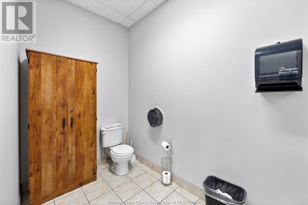 Photo 10 of 3950 Malden Unit 5, Windsor ON