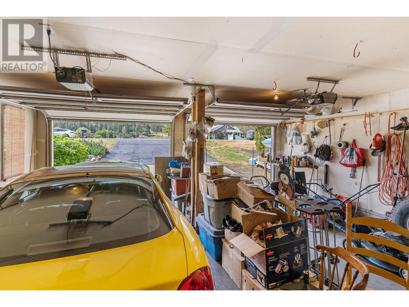  305 Snowsell Street North, Kelowna