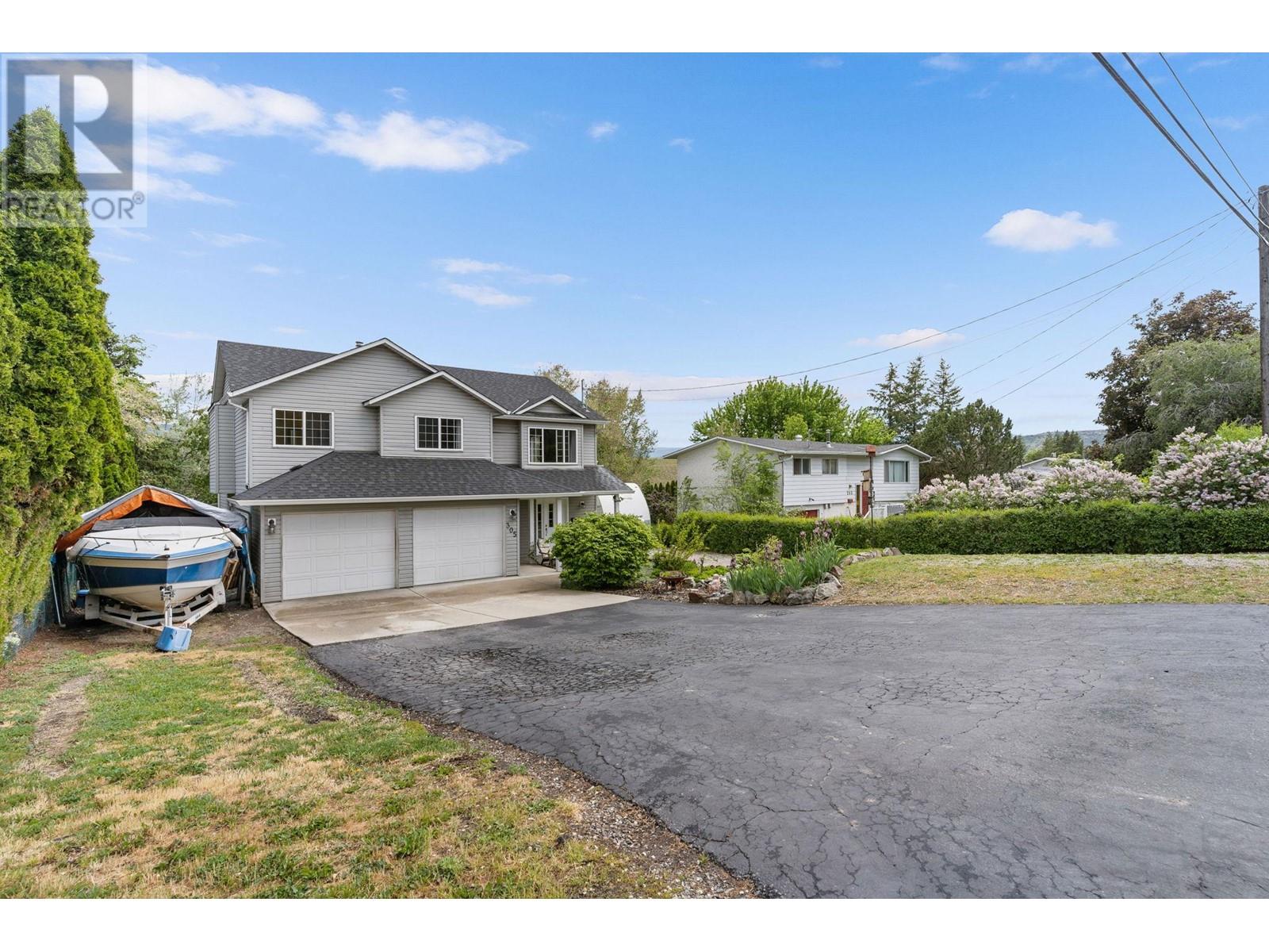  305 Snowsell Street North, Kelowna