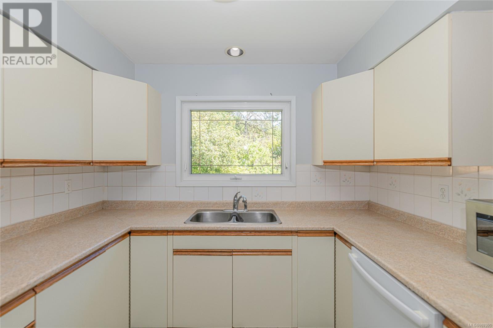 3715 BLENKINSOP RD - Image 22