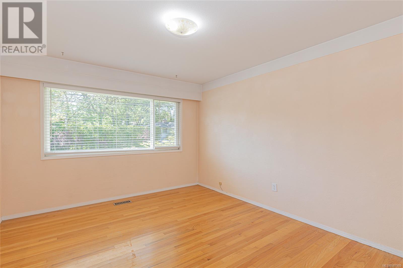 3715 BLENKINSOP RD - Image 26
