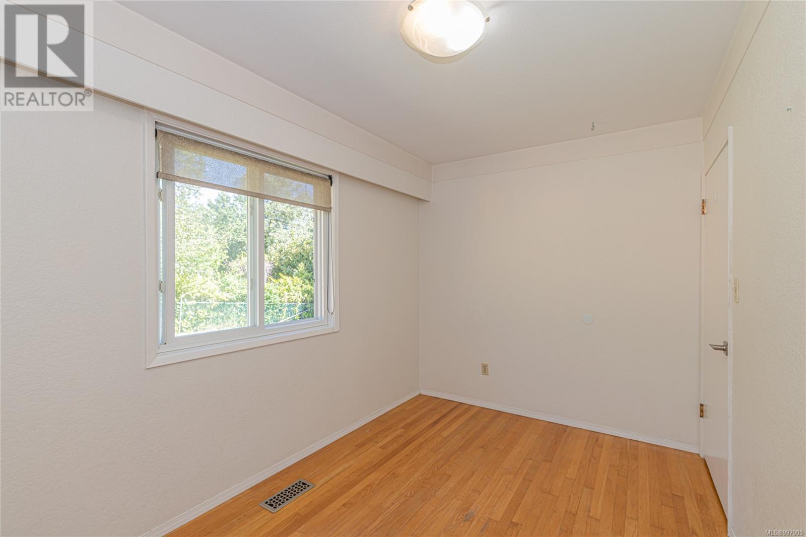 3715 BLENKINSOP RD - Image 24