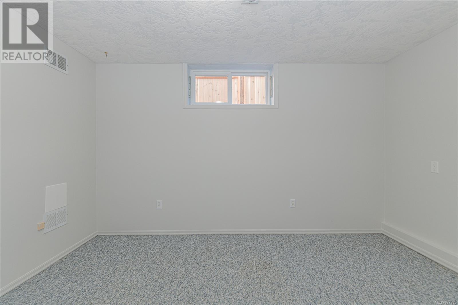 3715 BLENKINSOP RD - Image 36