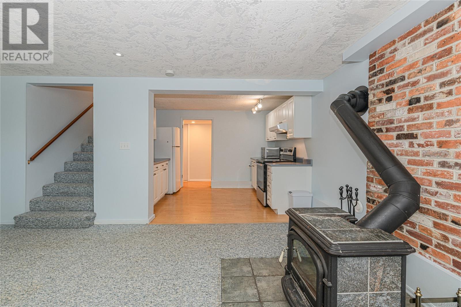 3715 BLENKINSOP RD - Image 30