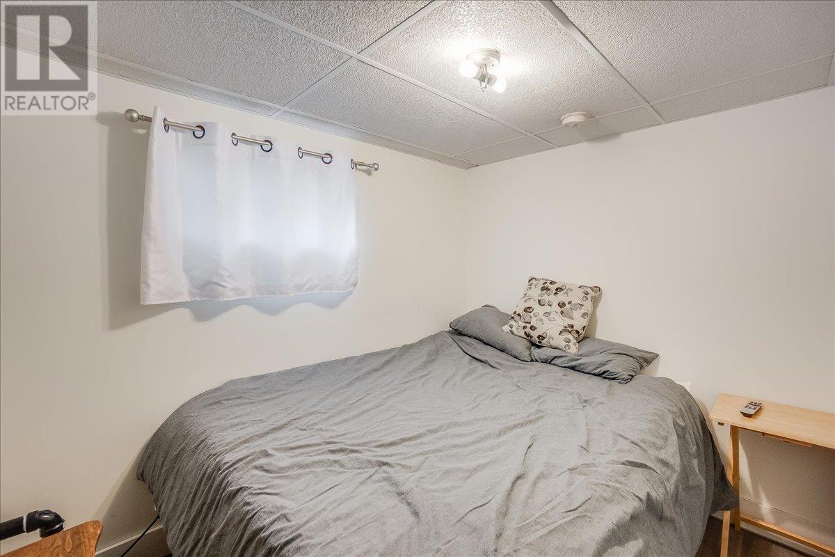 1667 CEDAR Avenue, Trail