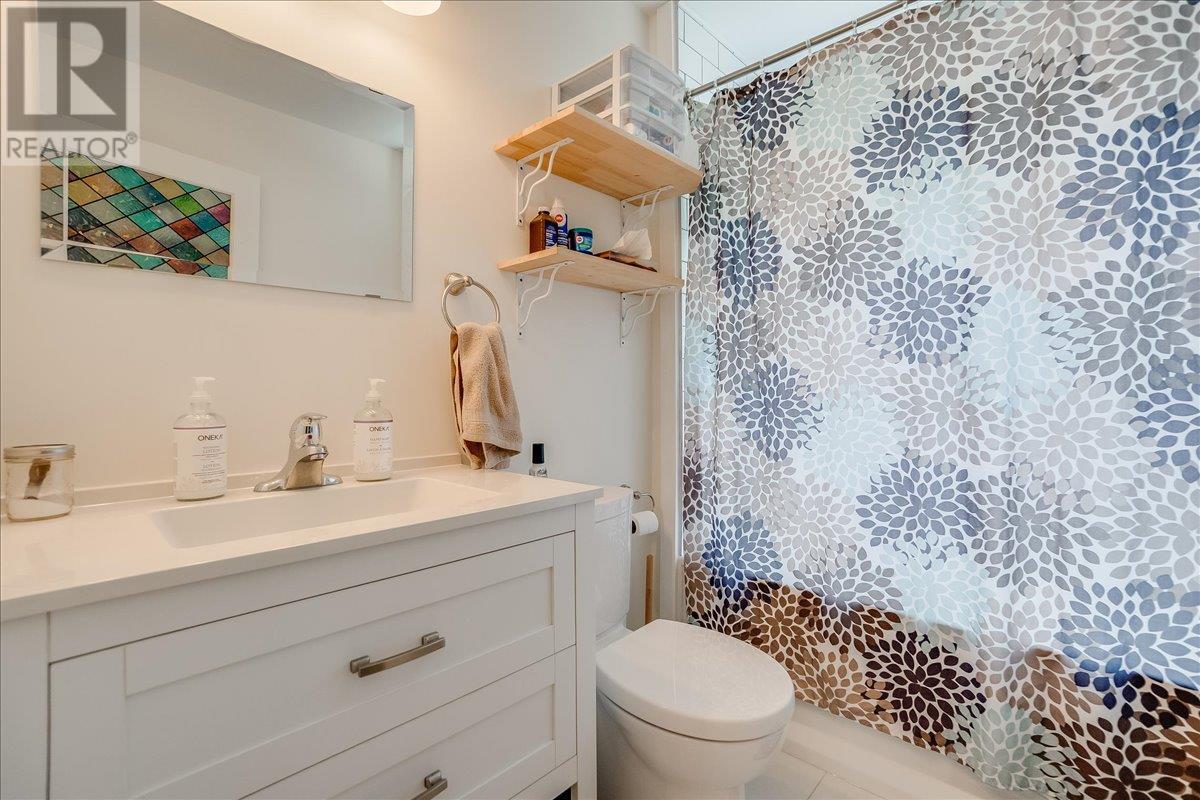 1667 CEDAR Avenue, Trail