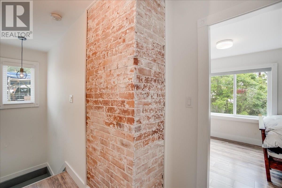 1667 CEDAR Avenue, Trail