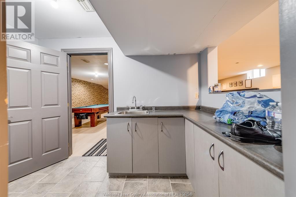Photo 40 of 1021 Chelsea Parkway, Lakeshore ON