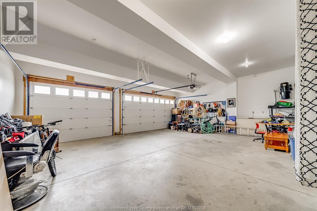 Photo 46 of 1021 Chelsea Parkway, Lakeshore ON