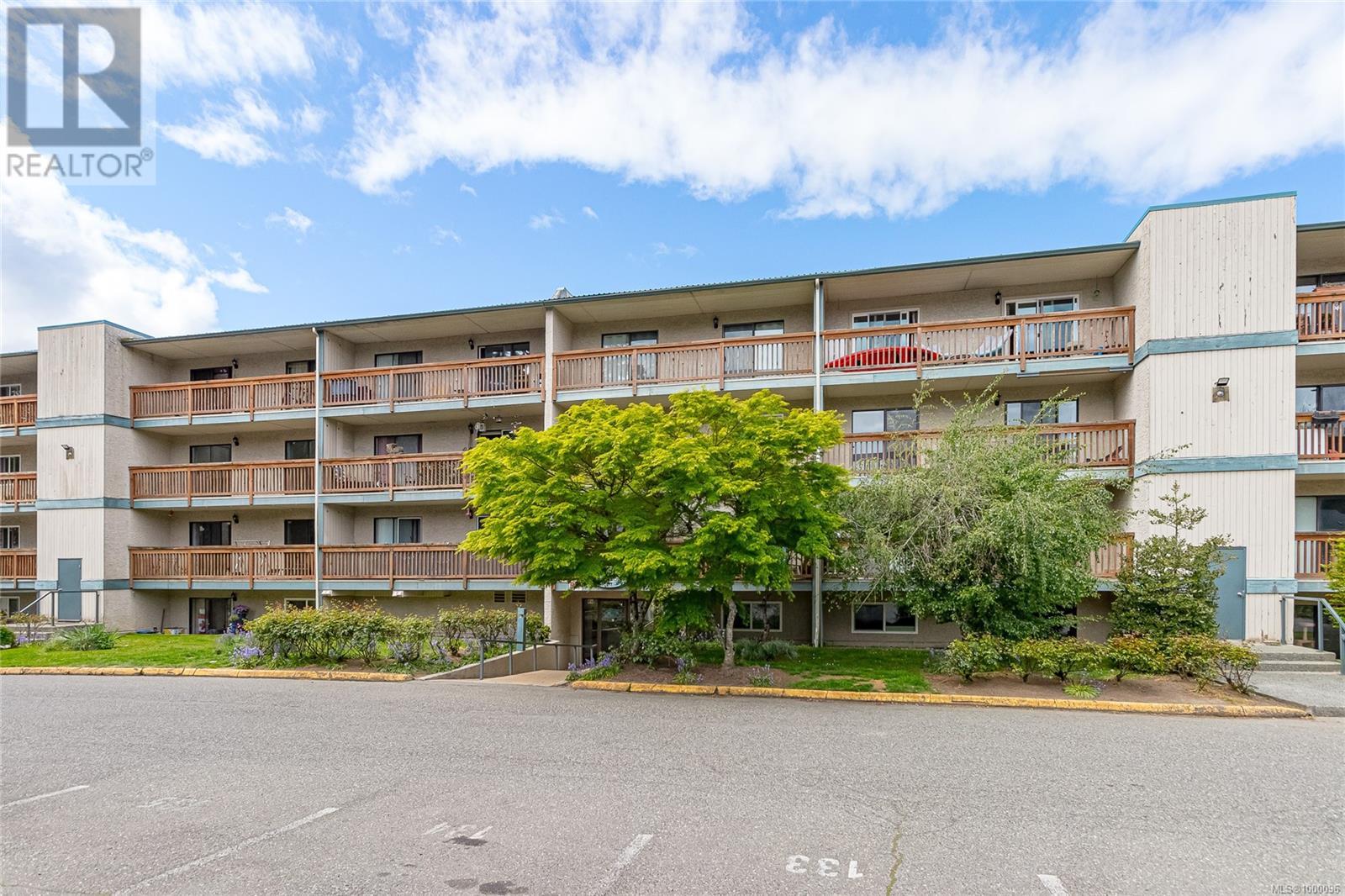 #310 4724 UPLANDS DR - Image 27