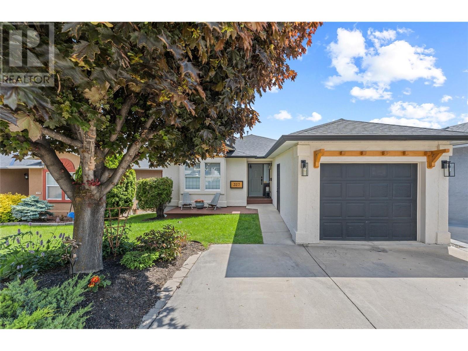 327 2440 Old Okanagan Highway, West Kelowna