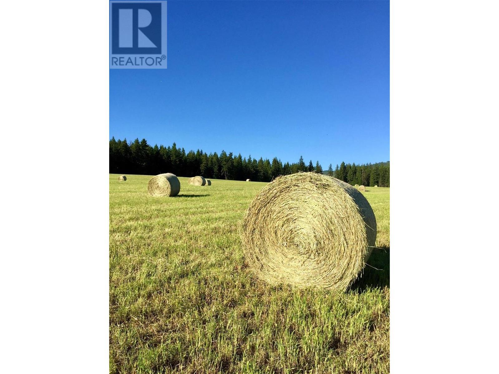  2190 30 Street Northeast, Salmon Arm