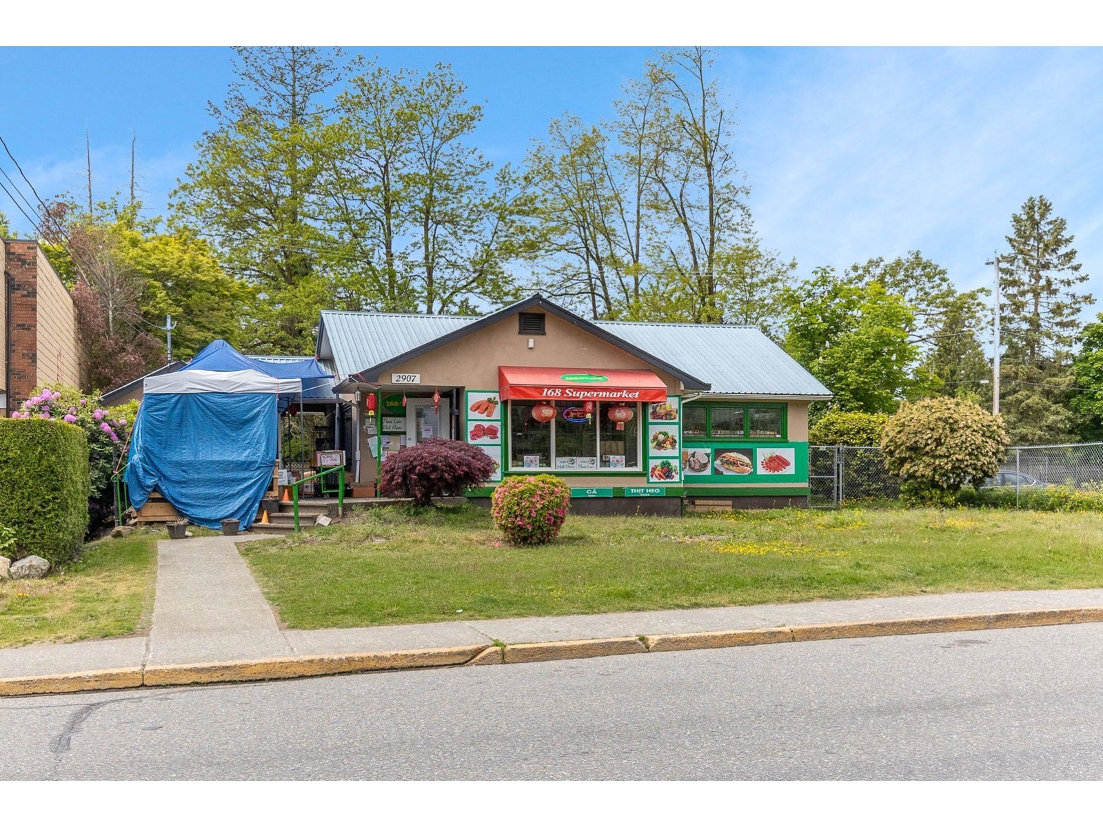 Photo 8 of 2907 272 Street, Langley BC
