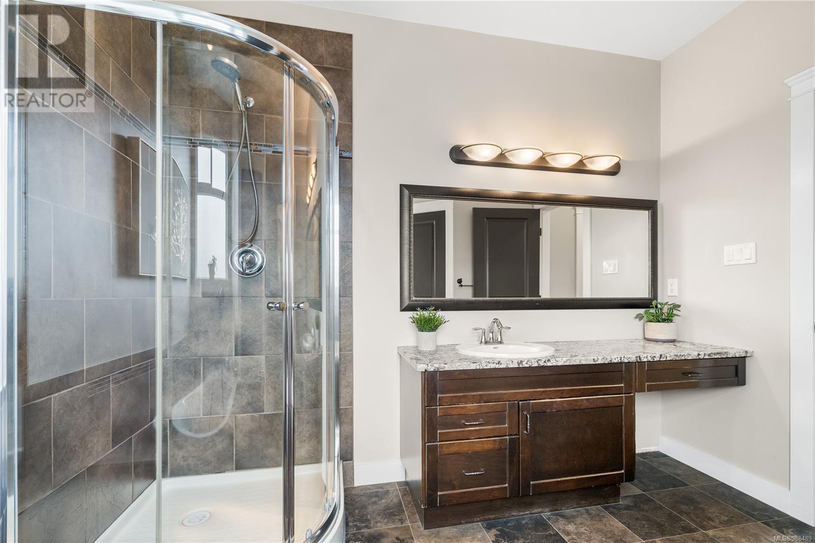 275 Dahl Rd, Campbell River real estate listing 988489
