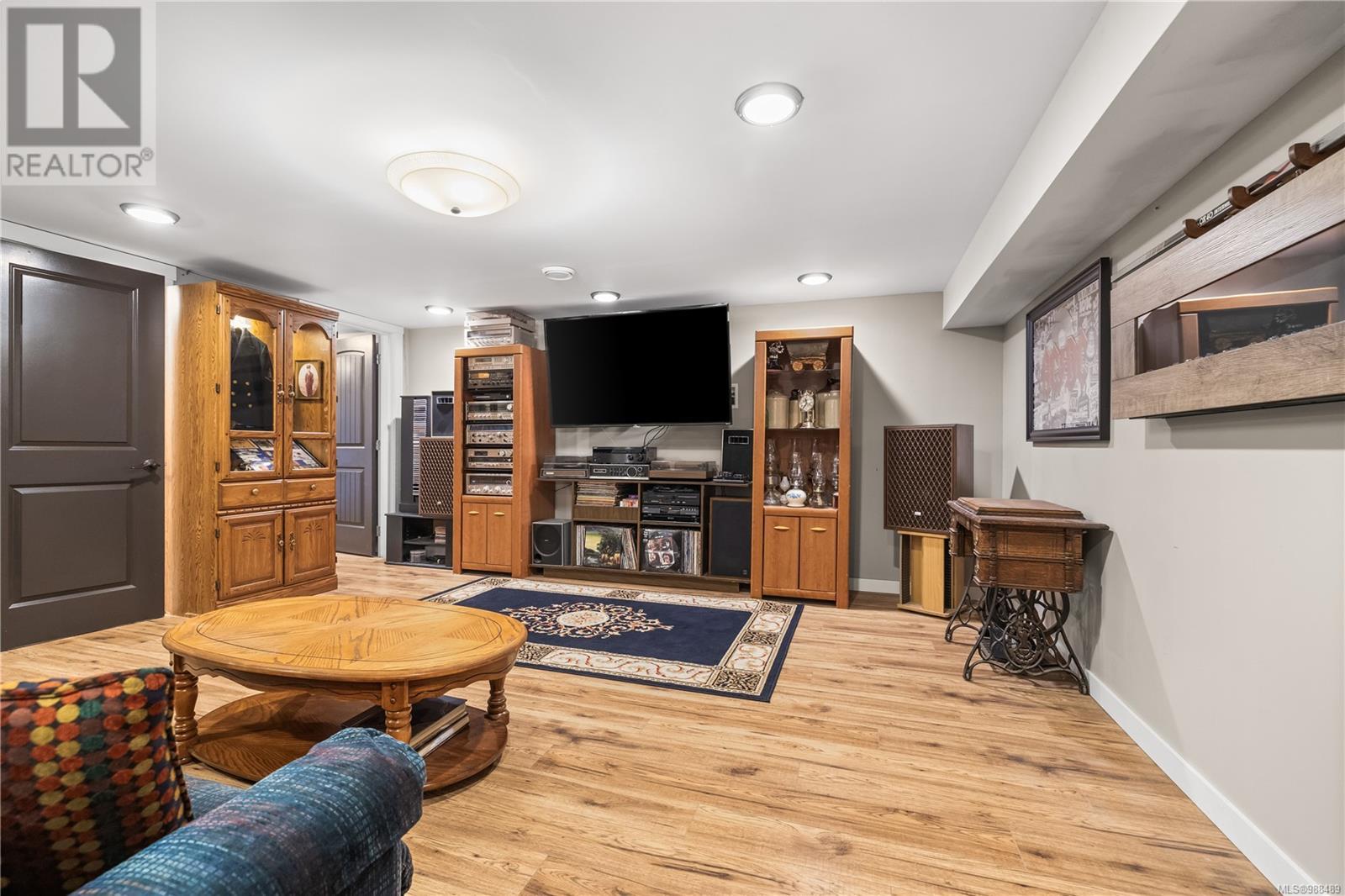 275 Dahl Rd, Campbell River real estate listing 988489
