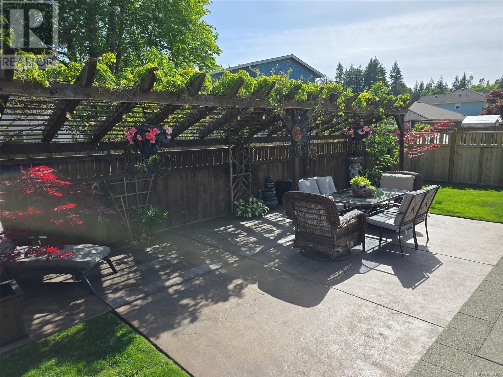 275 Dahl Rd, Campbell River real estate listing 988489