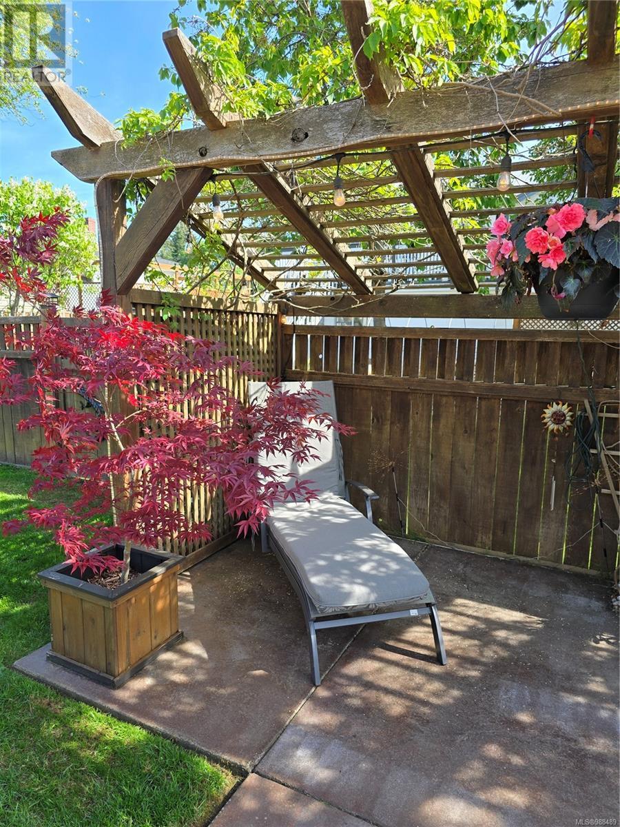 275 Dahl Rd, Campbell River real estate listing 988489