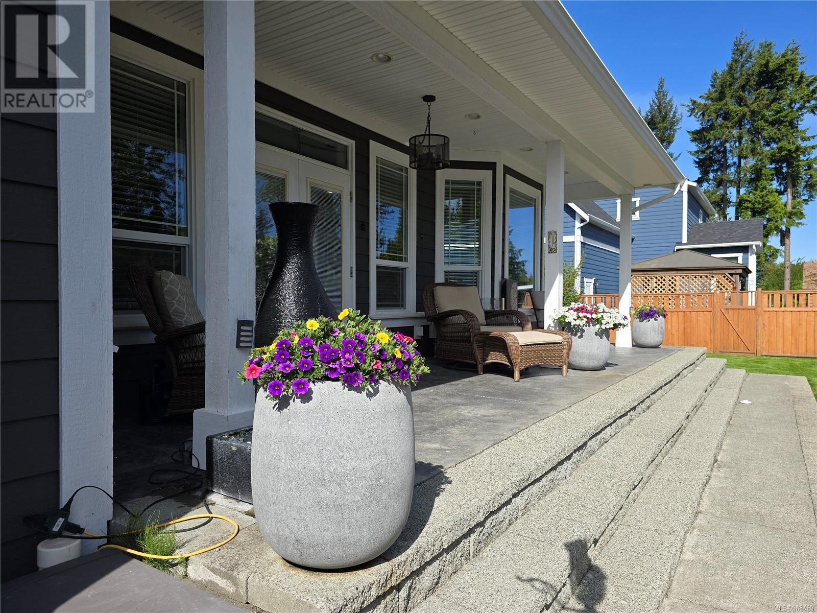 275 Dahl Rd, Campbell River real estate listing 988489