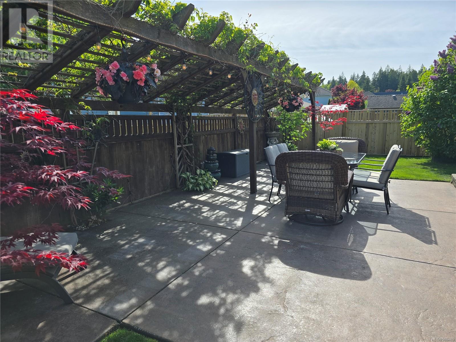 275 Dahl Rd, Campbell River real estate listing 988489